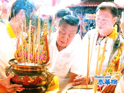 报德善堂恭迎九皇佛祖圣驾 庆云寺高僧主持法事