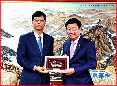 浙江省经贸代表团访问泰国中华总商会 主席林楚钦副主席李桂雄等与陈建忠会长一行亲座谈交流