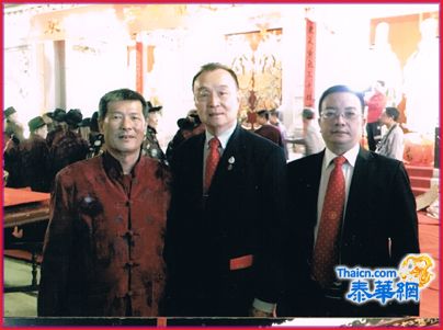 率泰国方氏宗亲总会代表团参加惠来东陇方氏宗亲会庆典 方成达理事长与诸领导联合主持方氏家庙敦厚堂复建落成重光揭幕